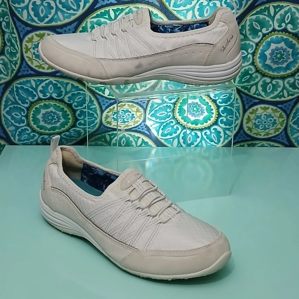 Skechers Women's White Casual Slip On Shoes